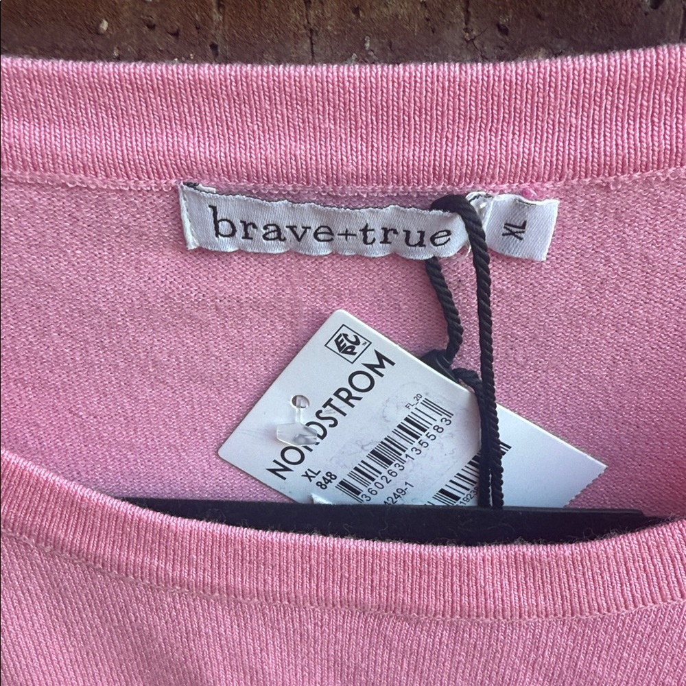 Brave + True Ladies XL Petra Star Pink Knit Top - Picture 4 of 9